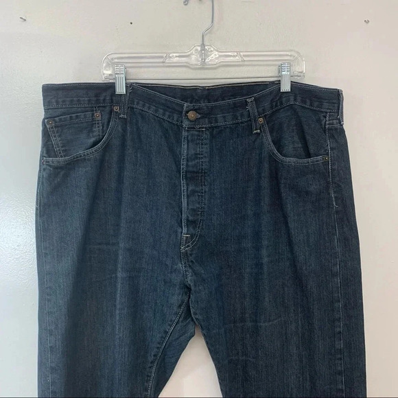 Levis 501 Mens Jeans Size 42X32 Straight Leg Blue Dark Wash Cotton Casual - Picture 2 of 9